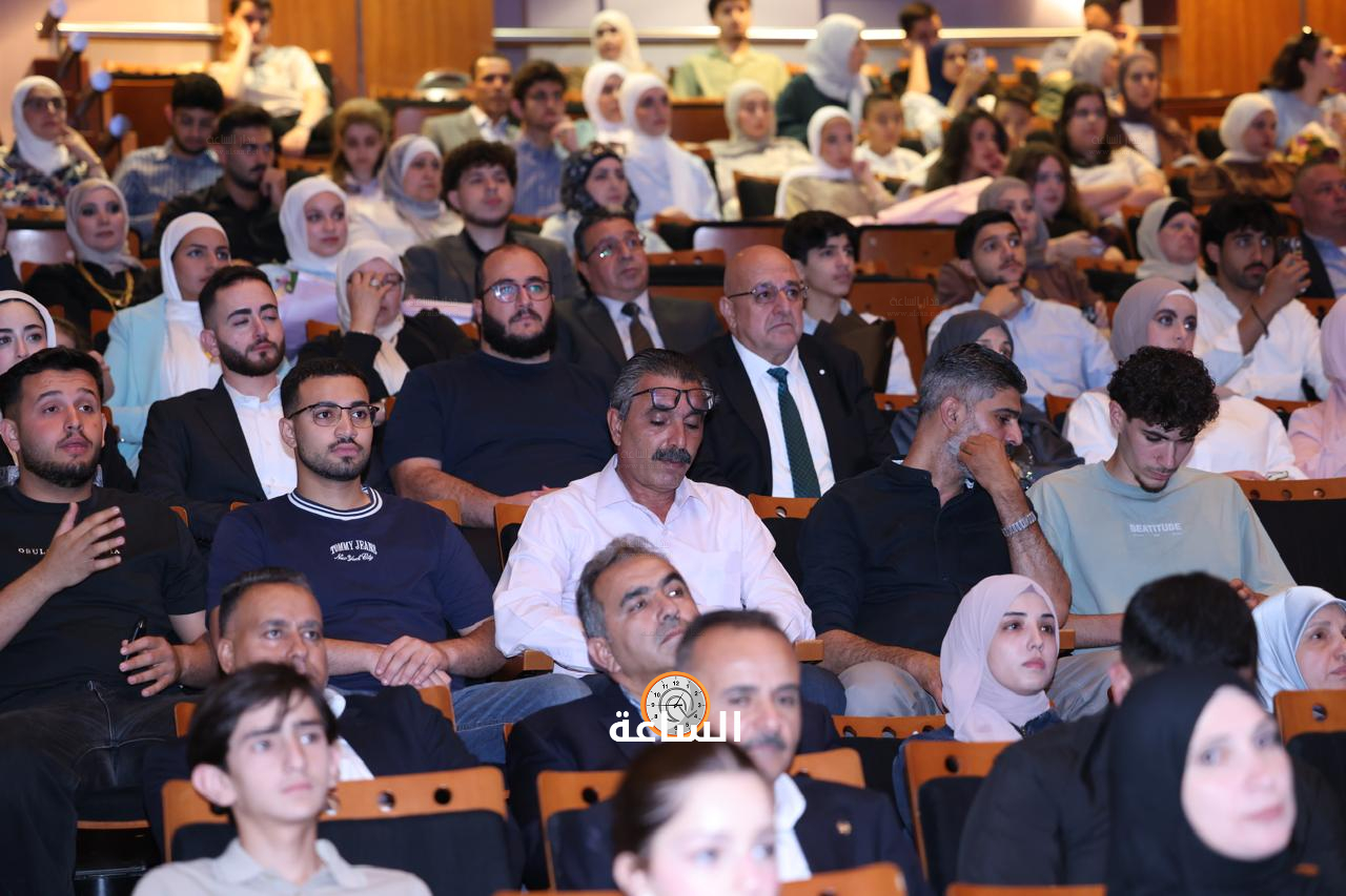 Madar Al-Saa Images 0.3899279709564393