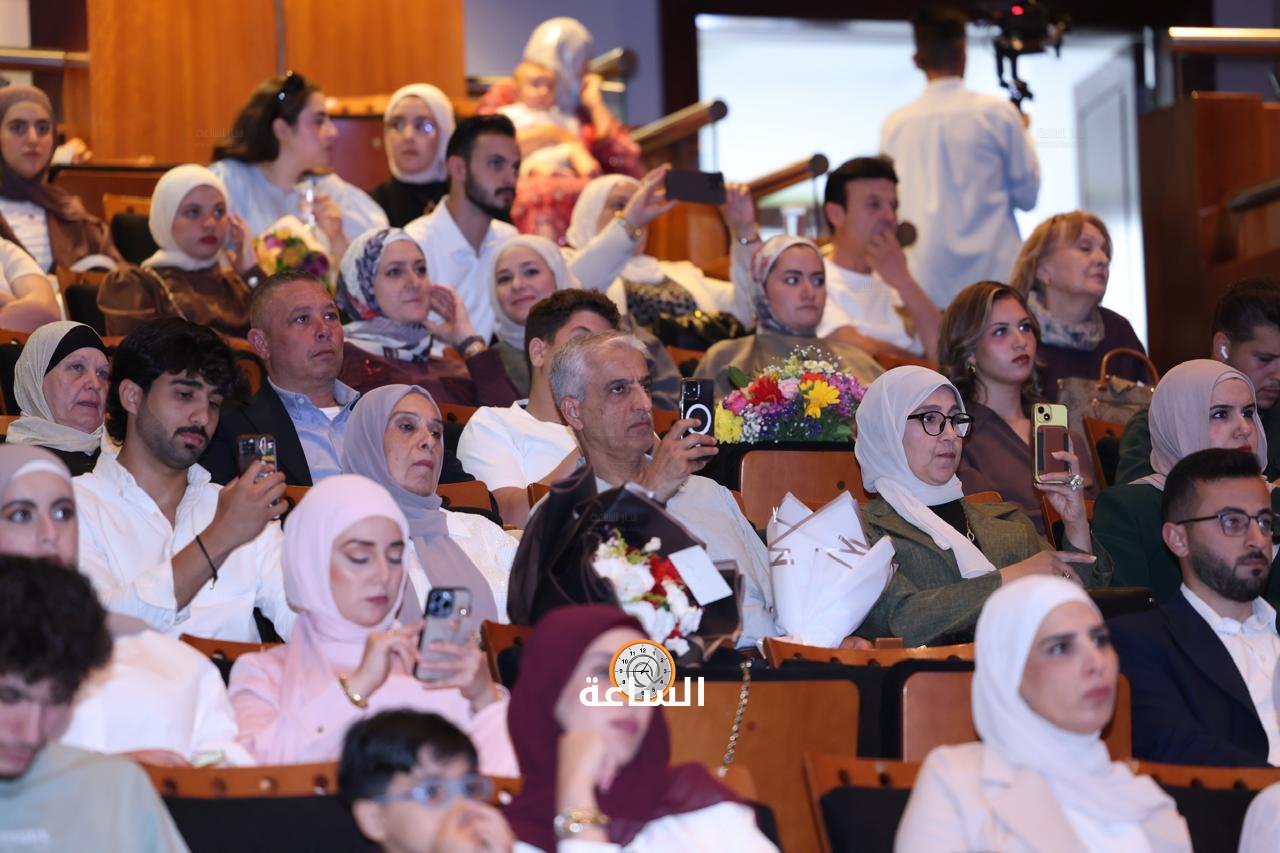 Madar Al-Saa Images 0.044682346301004094