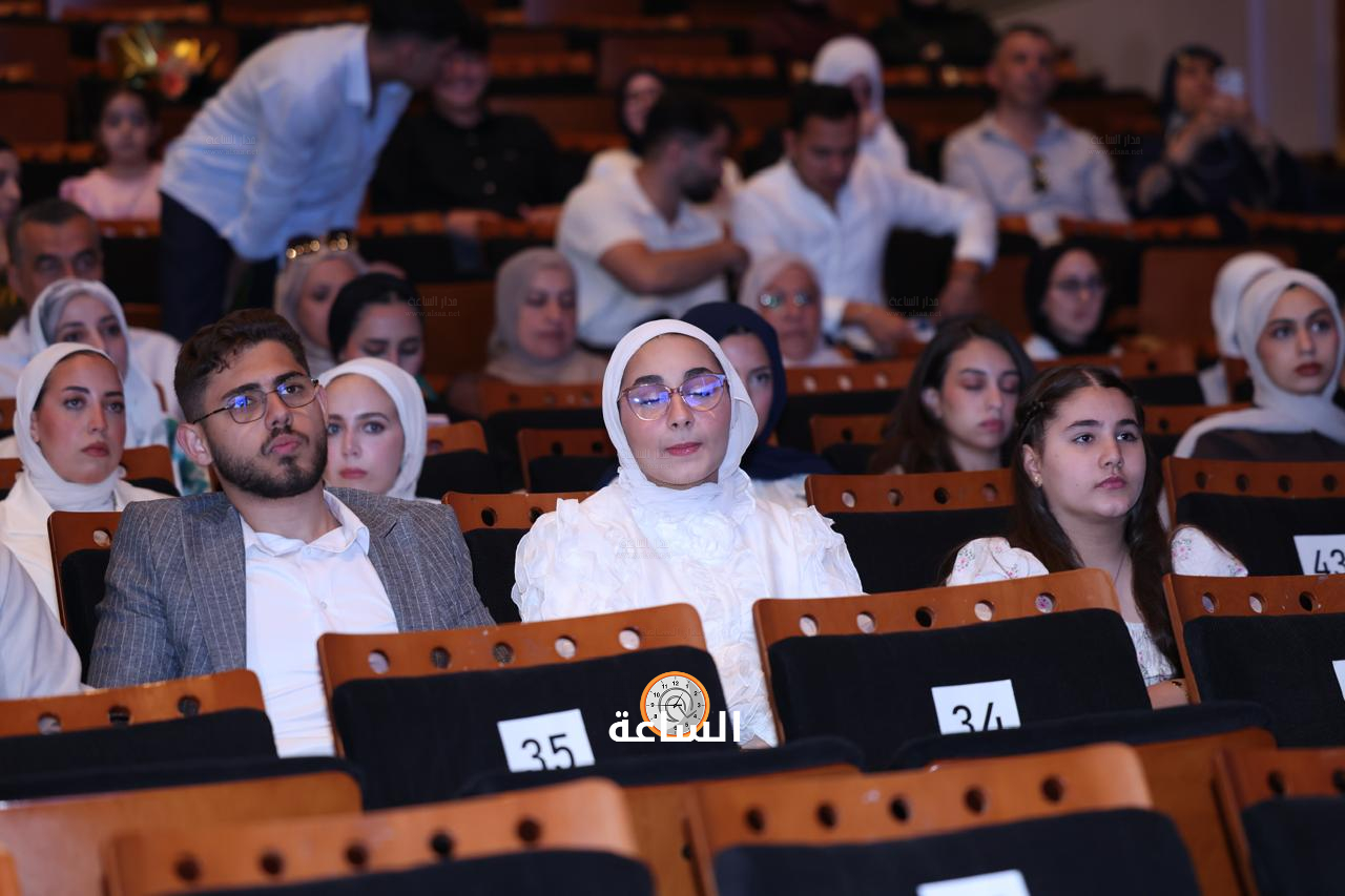 Madar Al-Saa Images 0.11554499704078036