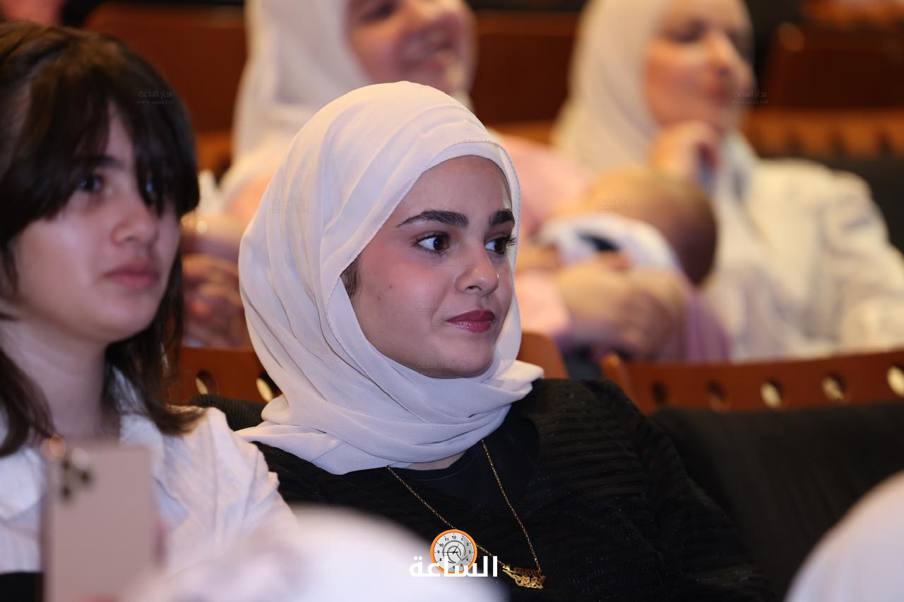 Madar Al-Saa Images 0.6061828176938493