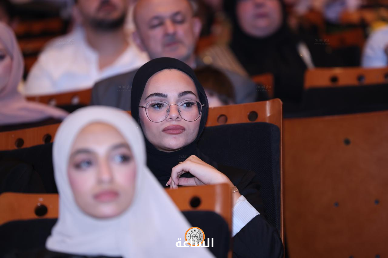 Madar Al-Saa Images 0.9886384095815396