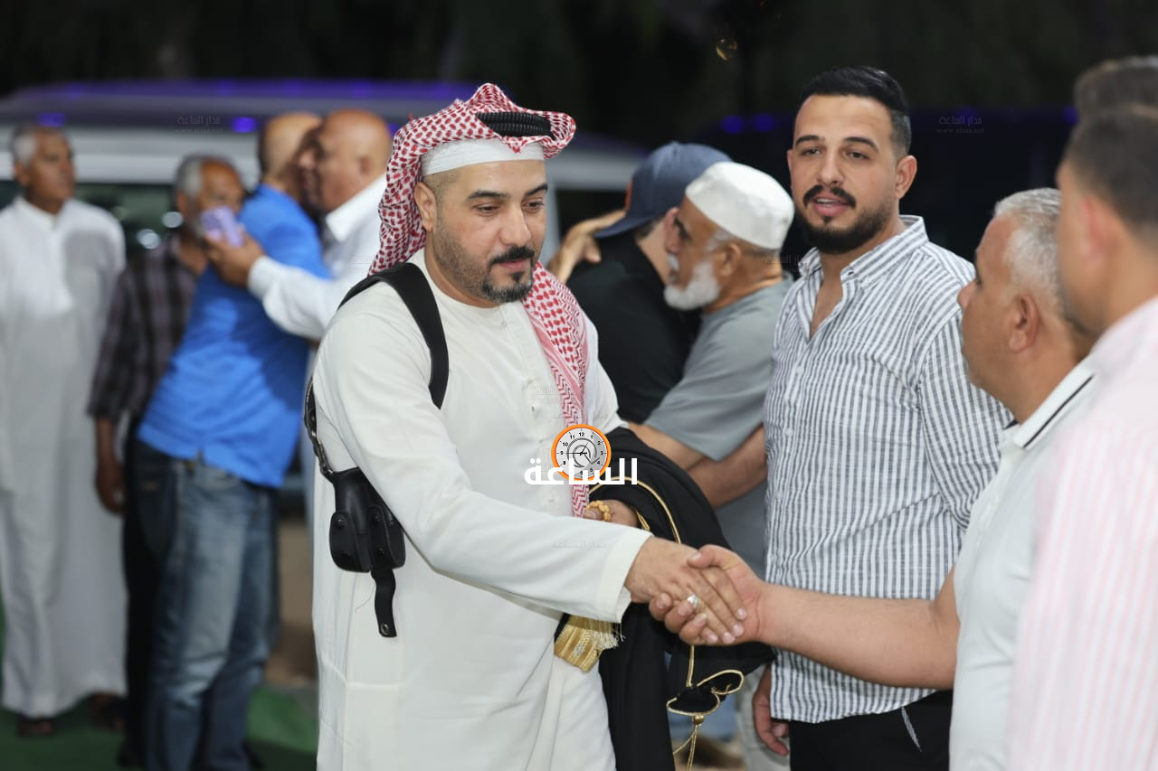 Madar Al-Saa Images 0.7057530807037623