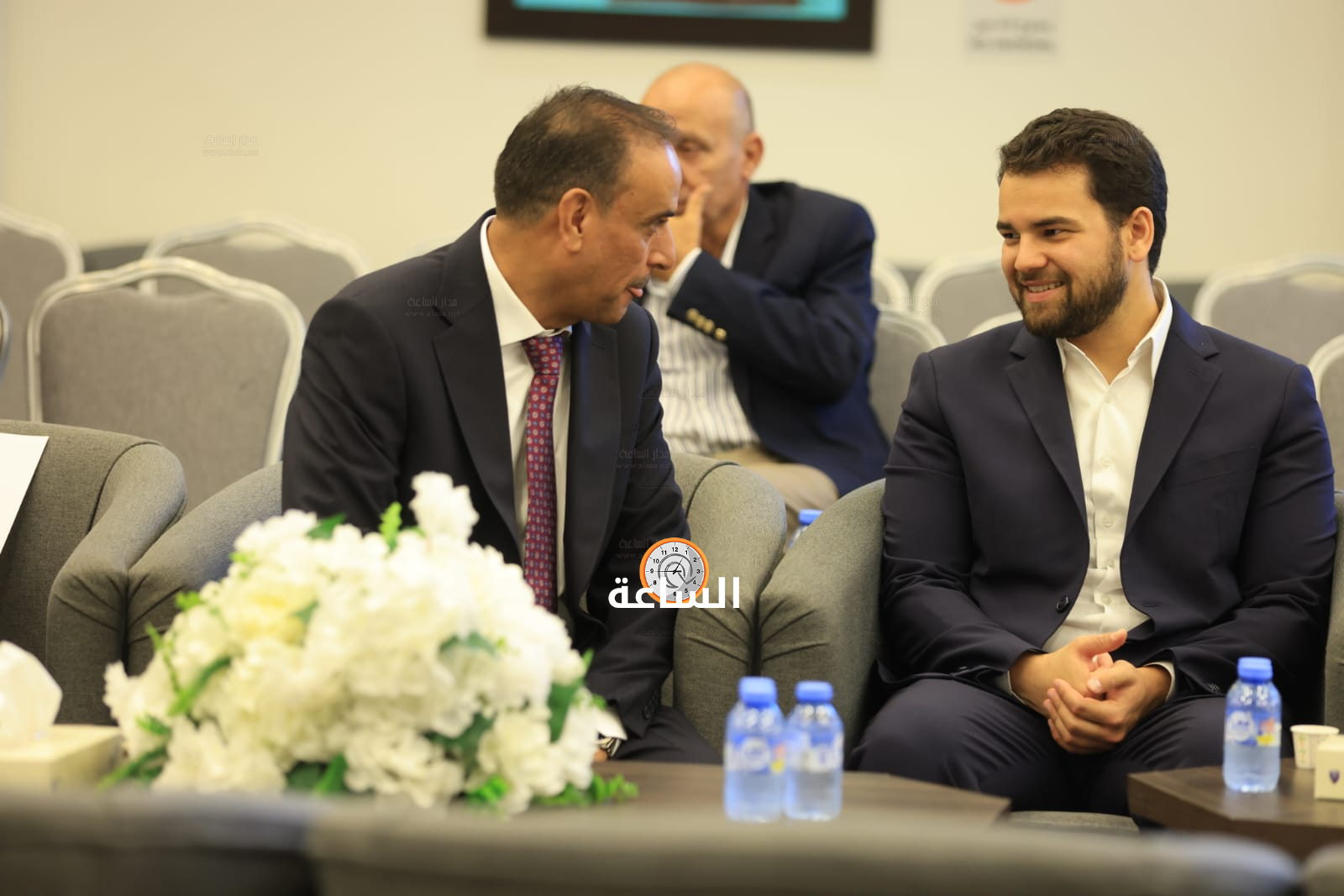 Madar Al-Saa Images 0.02521523586627683