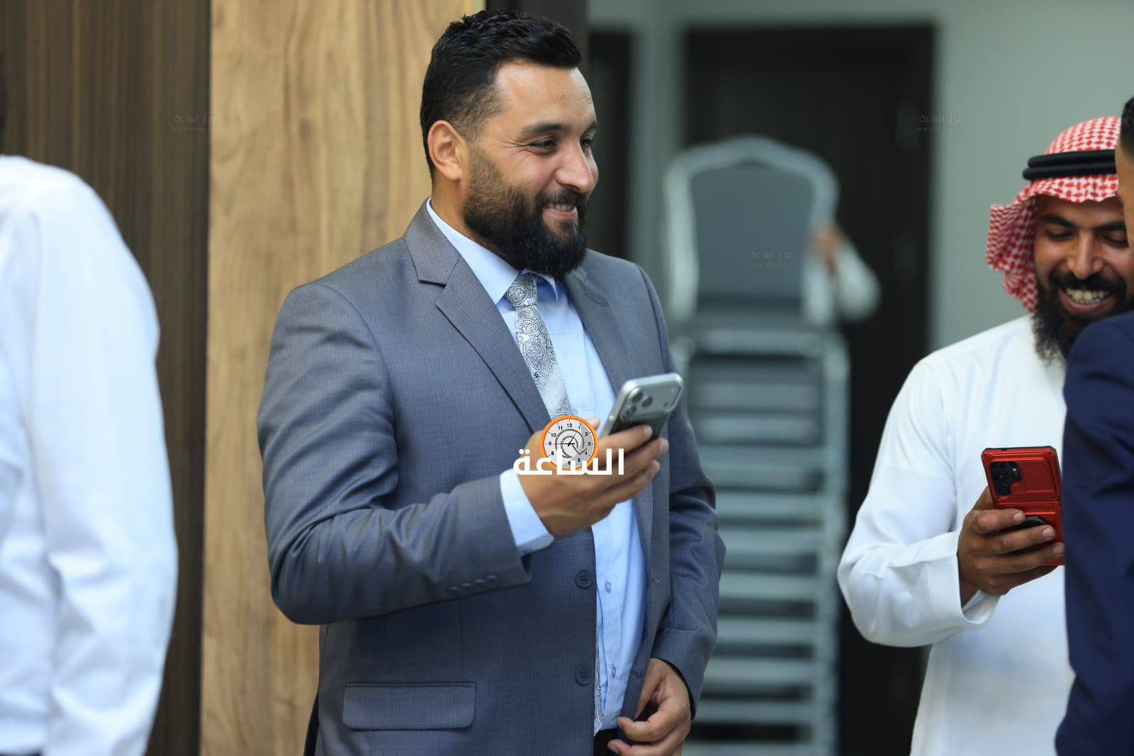 Madar Al-Saa Images 0.9235922878237056