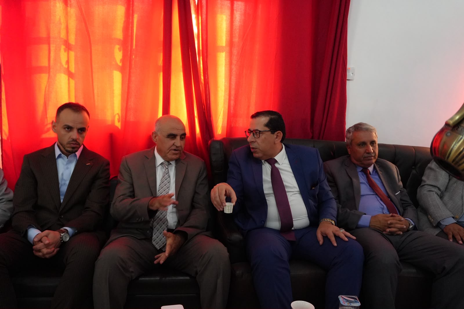 Madar Al-Saa Images 0.5280167077888059