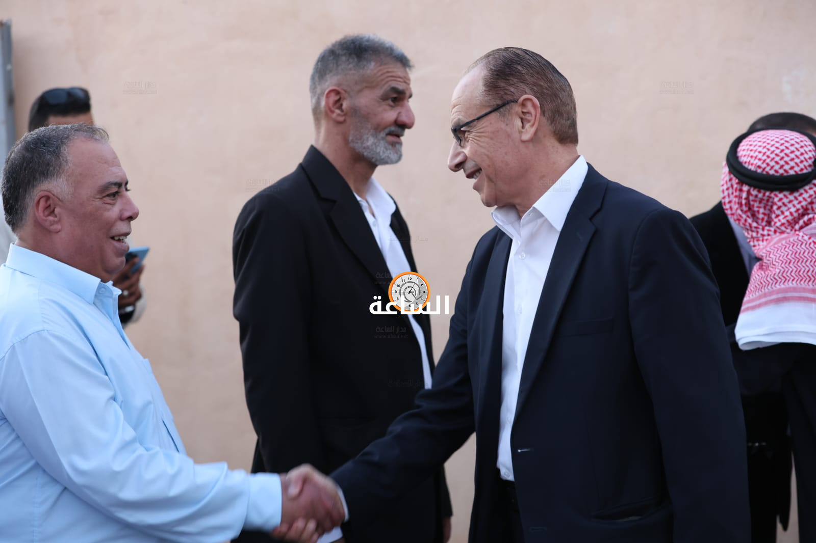 Madar Al-Saa Images 0.5120586373894657