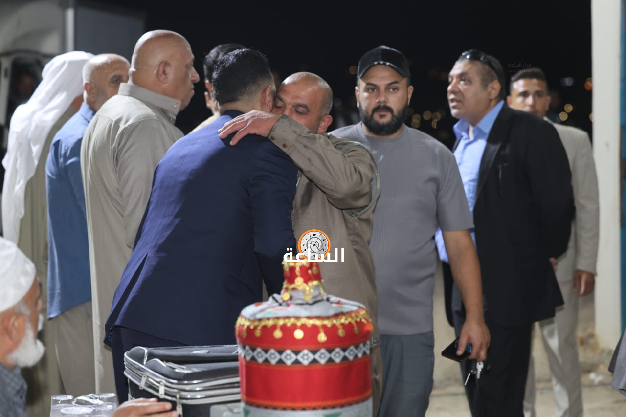 Madar Al-Saa Images 0.9618358152509624