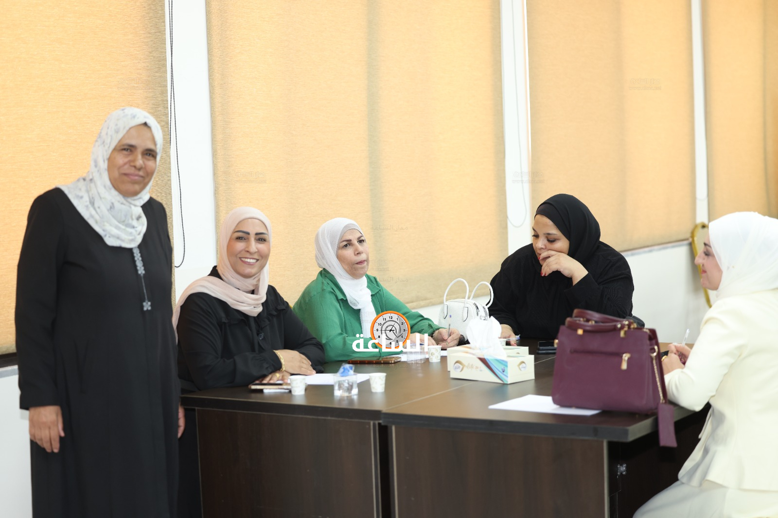 Madar Al-Saa Images 0.3748051735368627