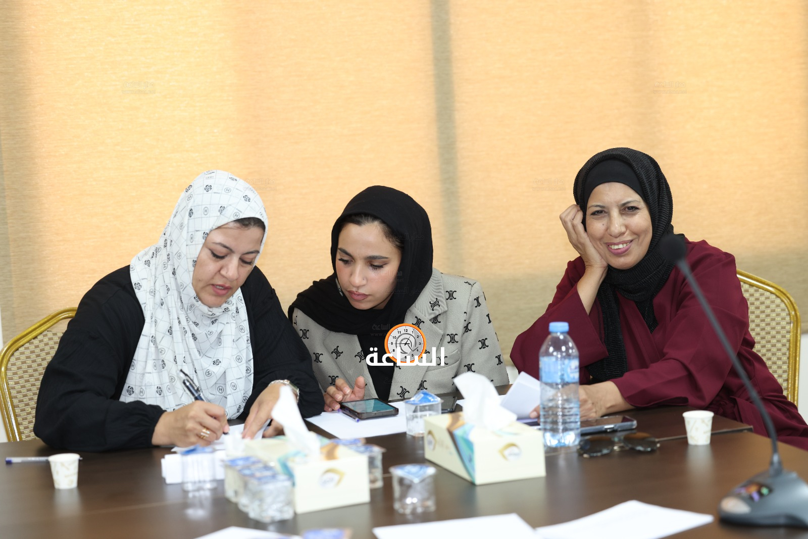 Madar Al-Saa Images 0.7695755304736255