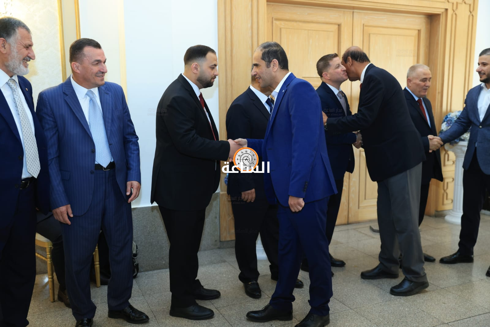 Madar Al-Saa Images 0.6113577887746827