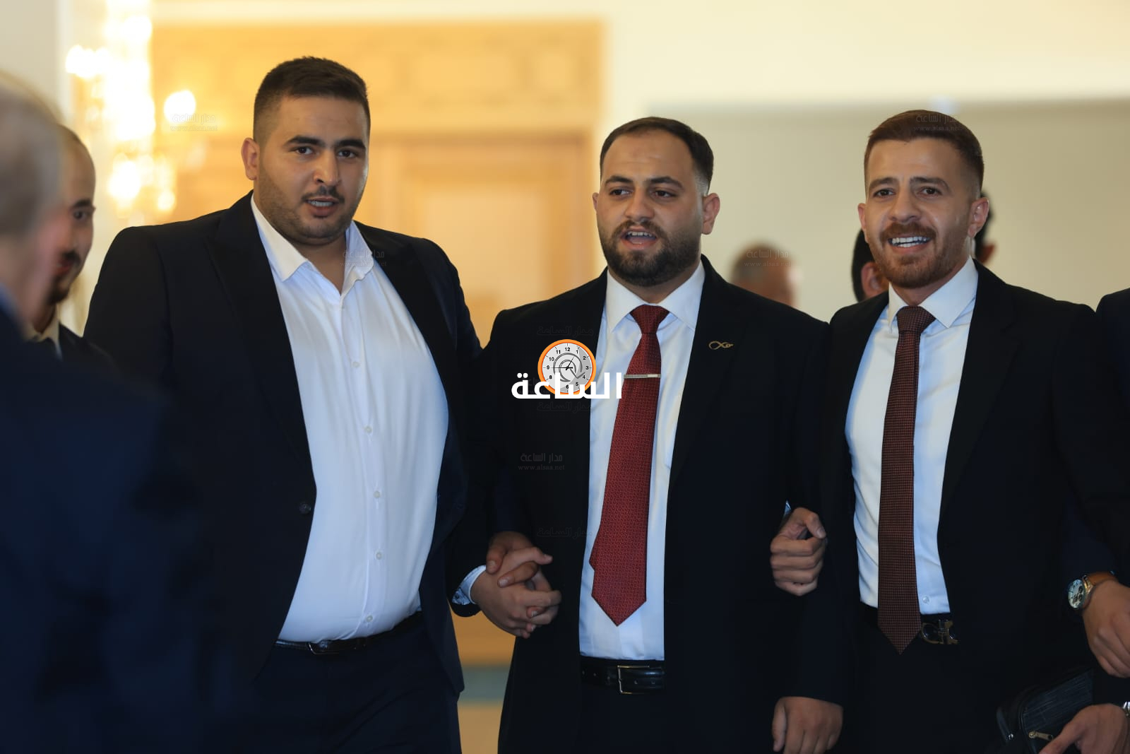 Madar Al-Saa Images 0.9187928132937003