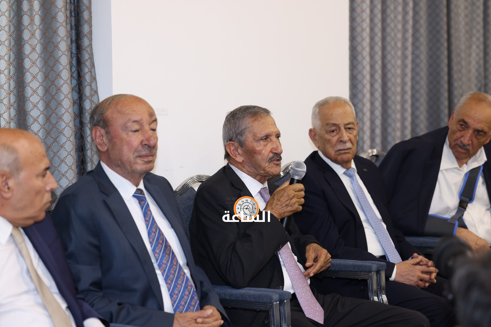 Madar Al-Saa Images 0.8896936803217678