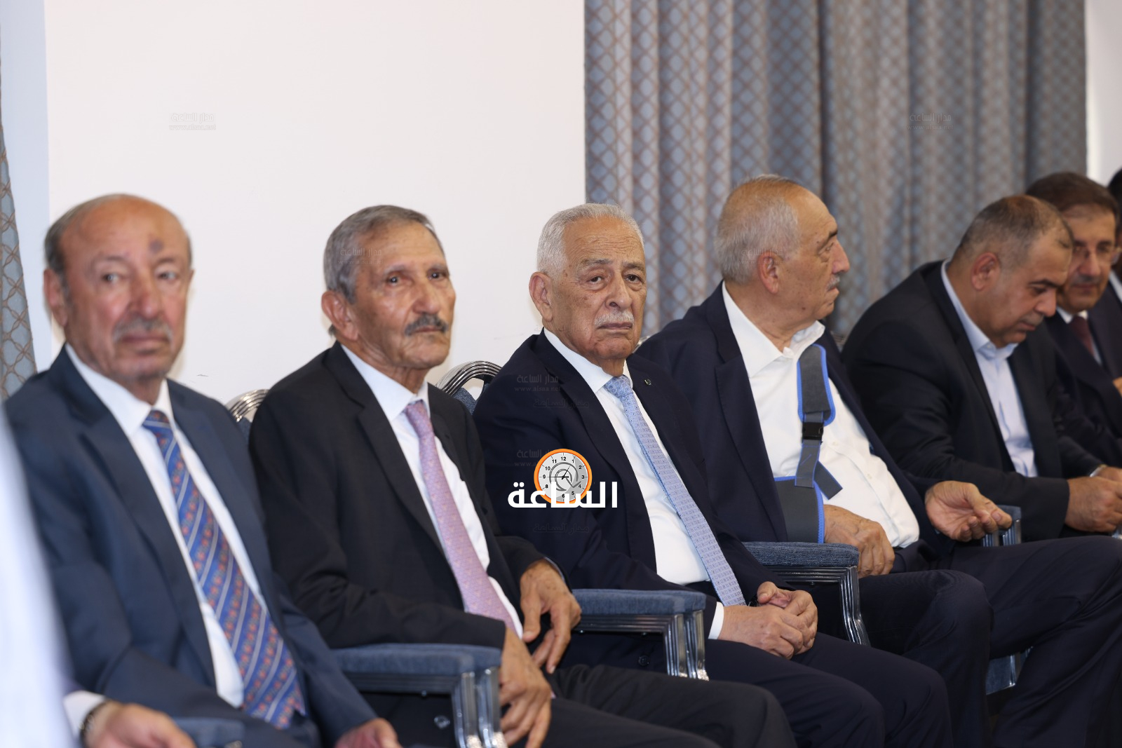 Madar Al-Saa Images 0.08357957371614788