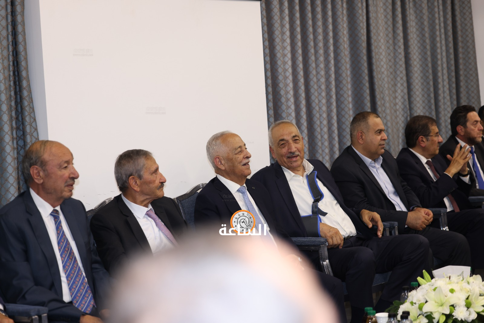 Madar Al-Saa Images 0.3903450618083043
