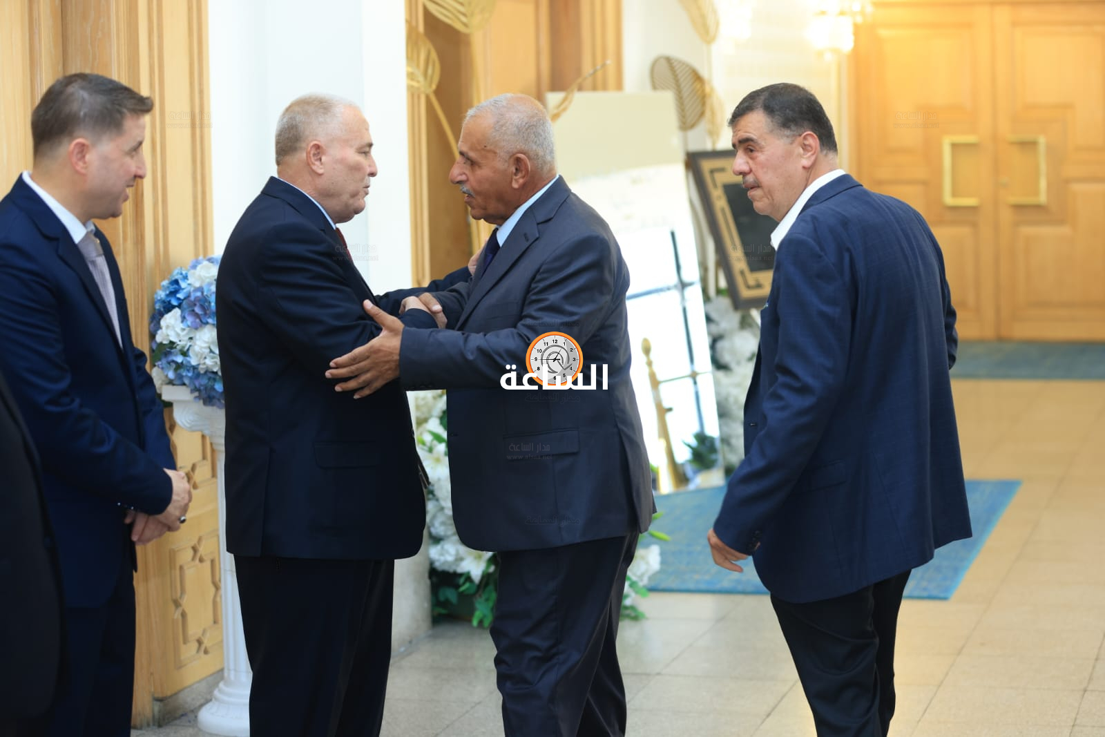 Madar Al-Saa Images 0.5104910403951146