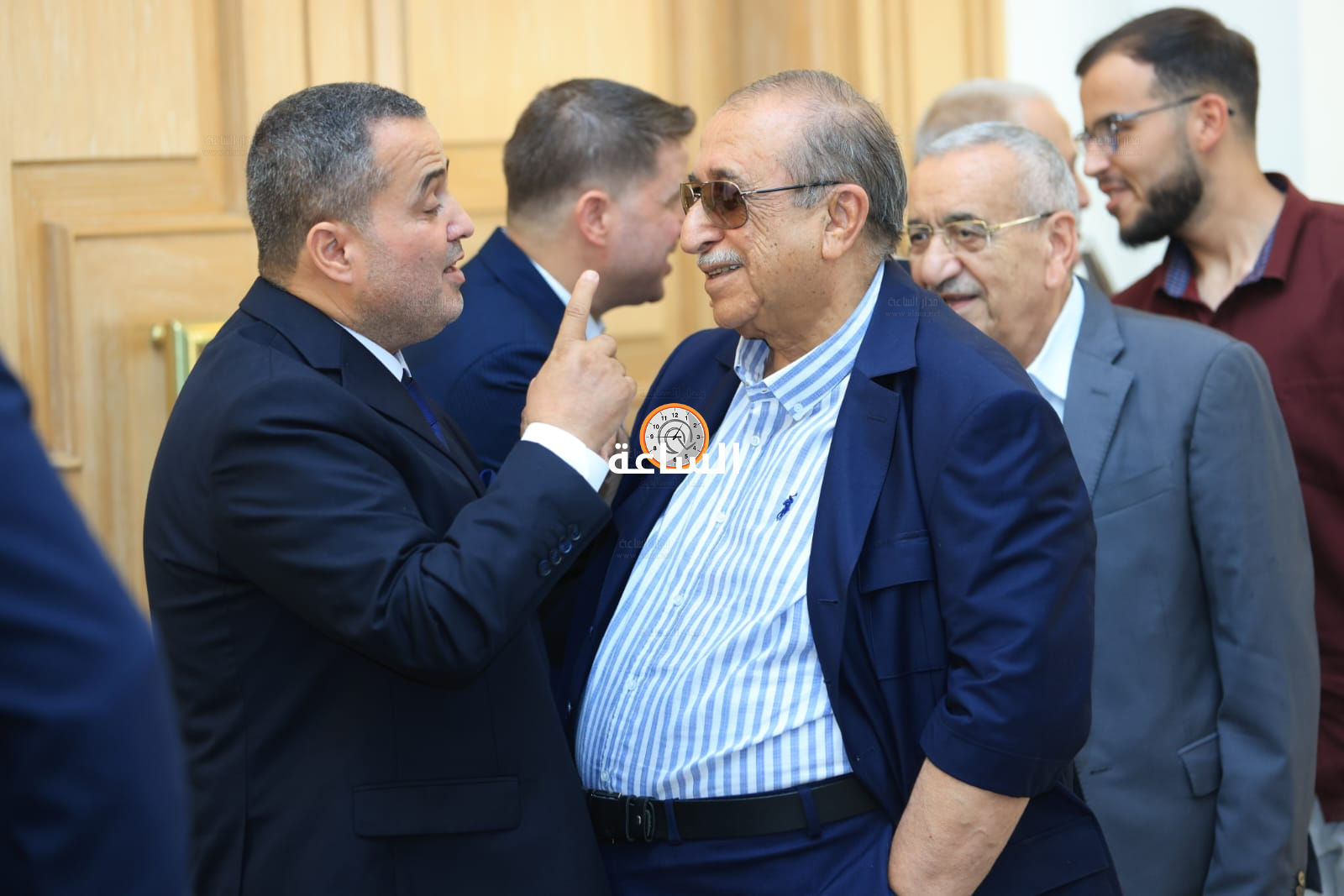 Madar Al-Saa Images 0.8119920355323015