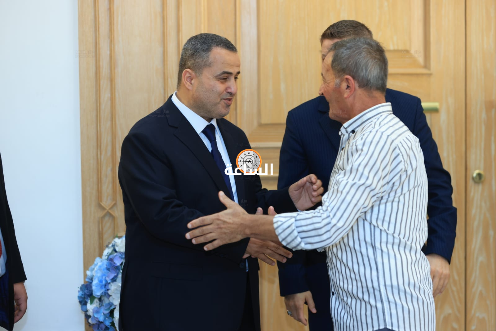 Madar Al-Saa Images 0.15750176965373164