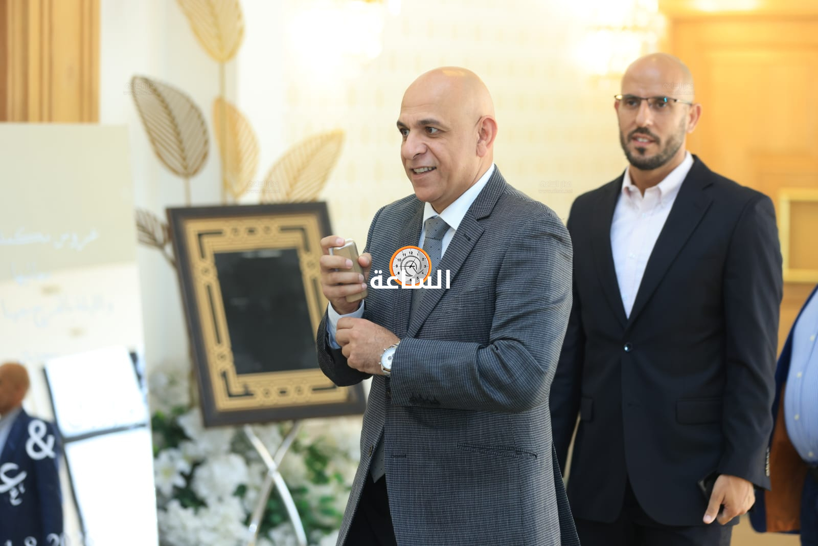 Madar Al-Saa Images 0.4894624542825948