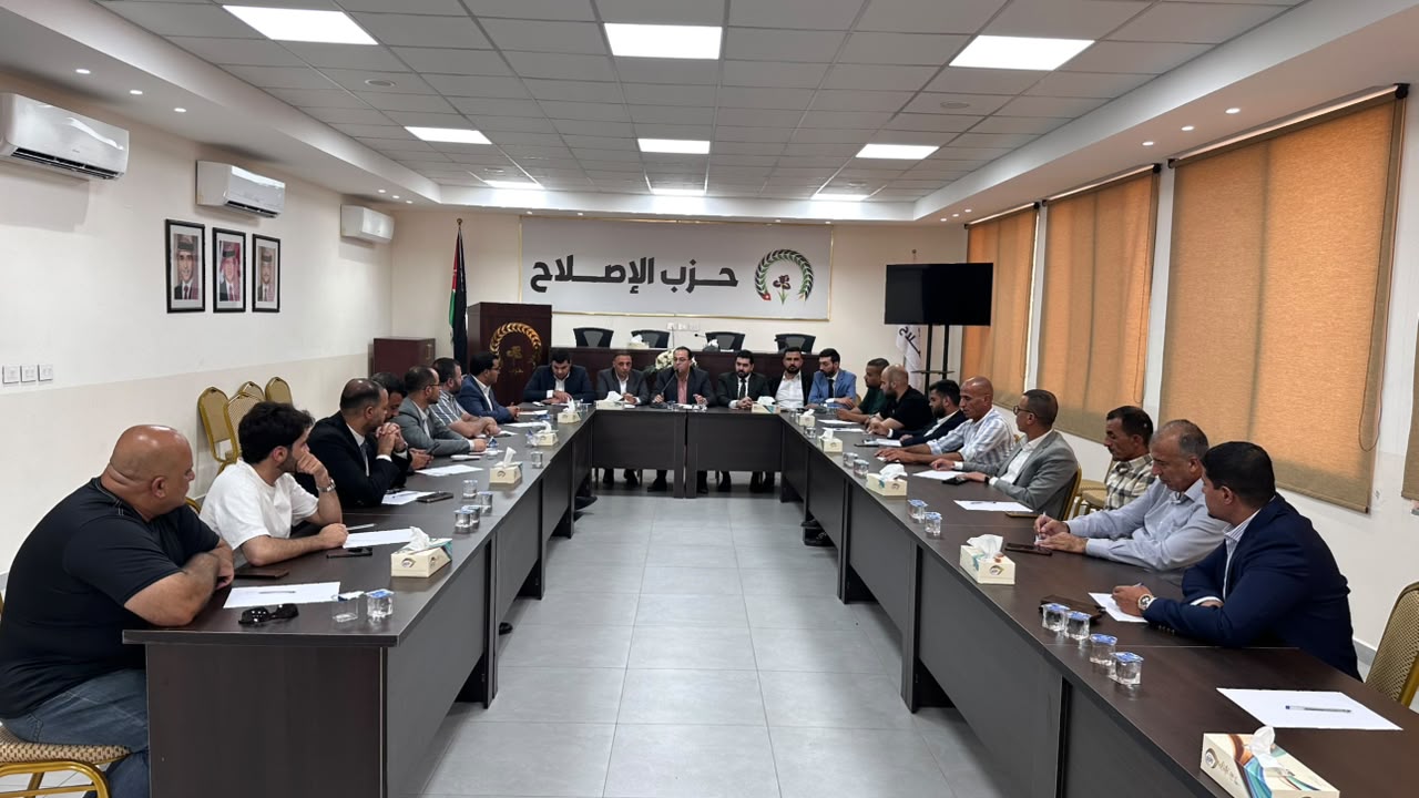 Madar Al-Saa Images 0.4926771959529629