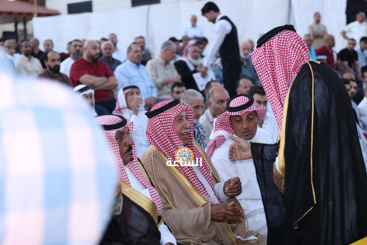 Madar Al-Saa Images 0.3518493683225933