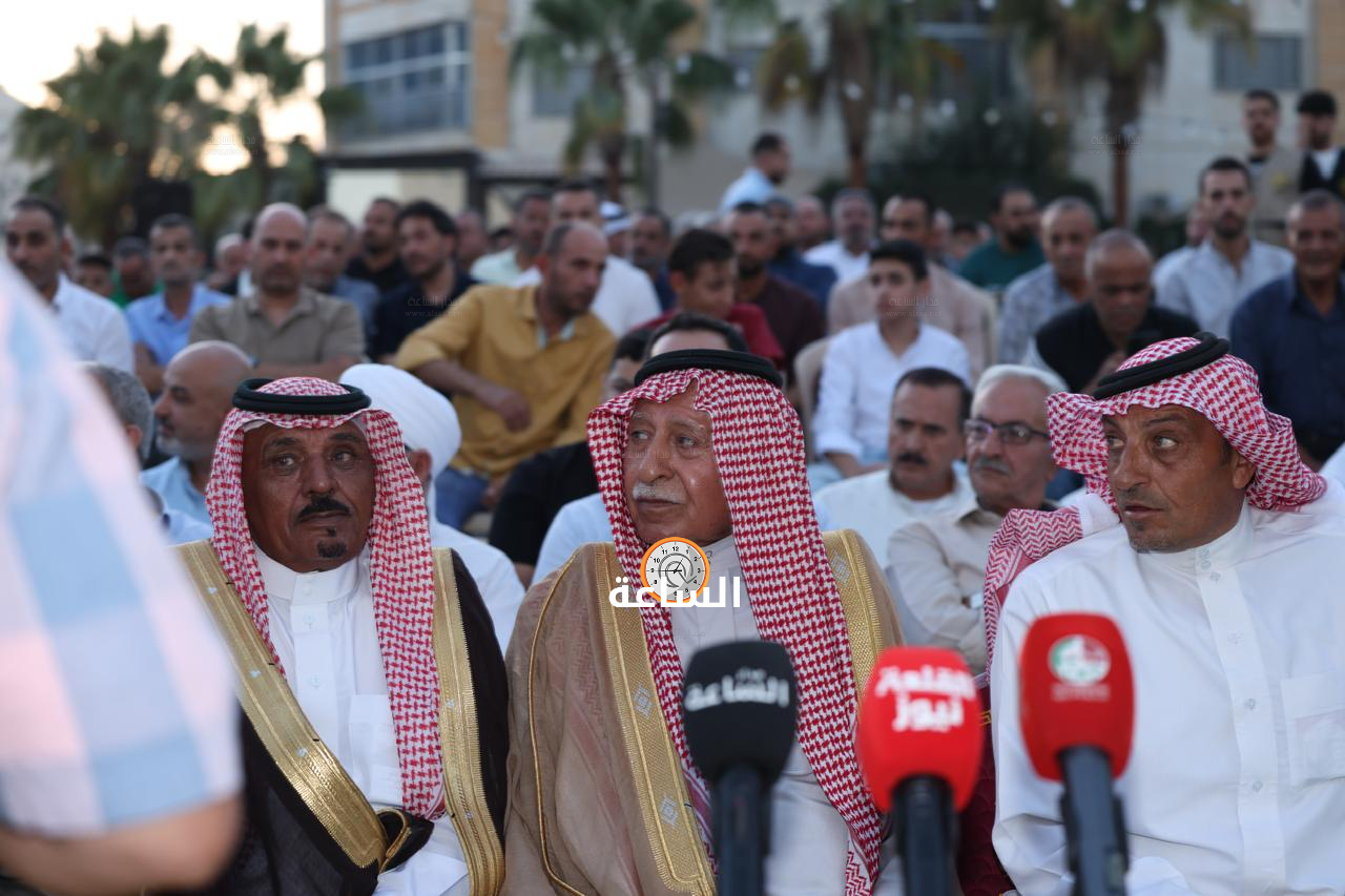 Madar Al-Saa Images 0.10864814396522104