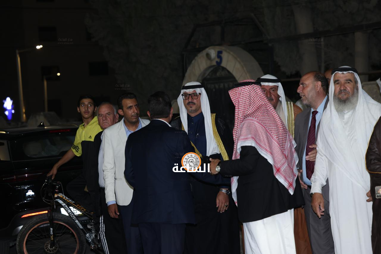 Madar Al-Saa Images 0.8905641368983412