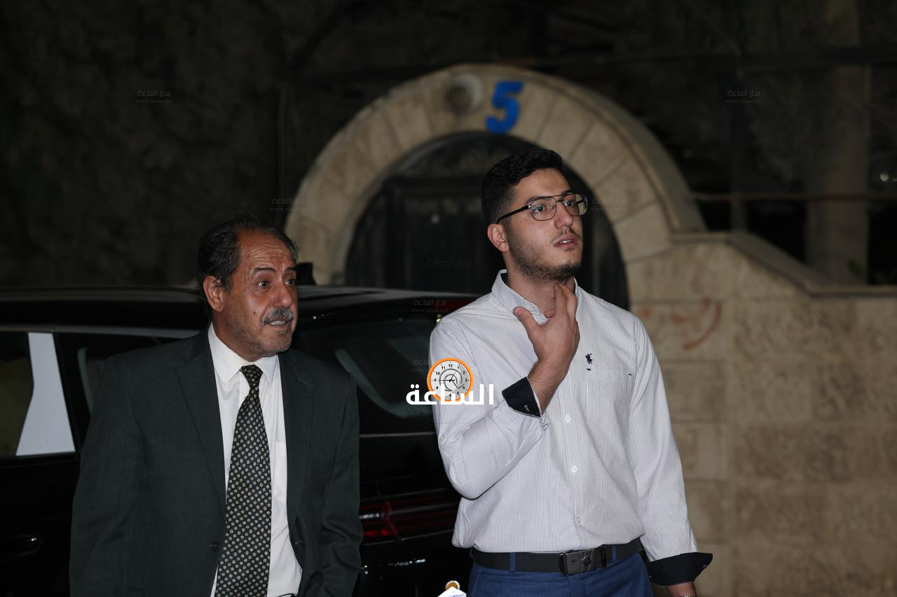 Madar Al-Saa Images 0.146997464292712