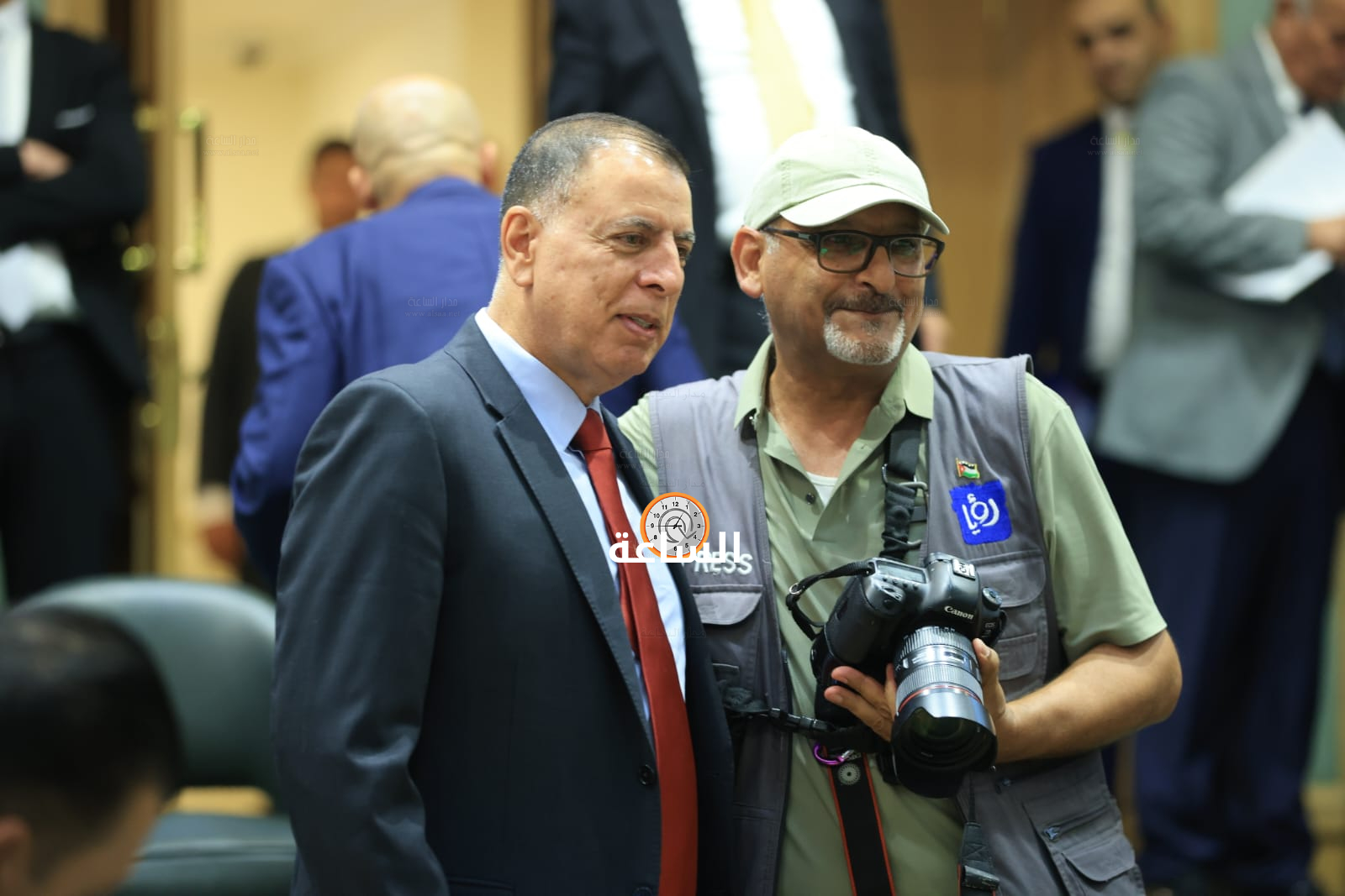 Madar Al-Saa Images 0.16486285773736153