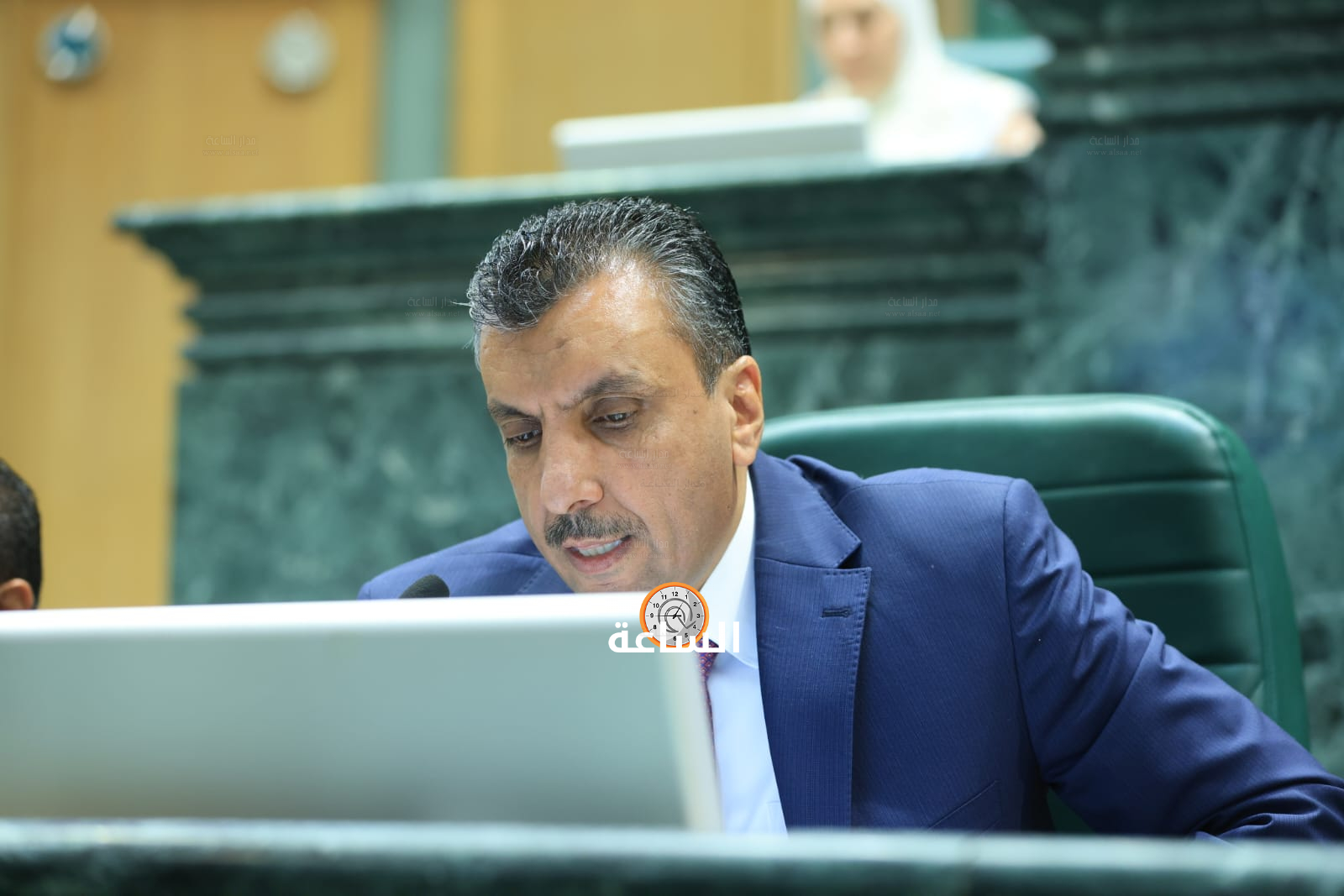 Madar Al-Saa Images 0.7296990651002966