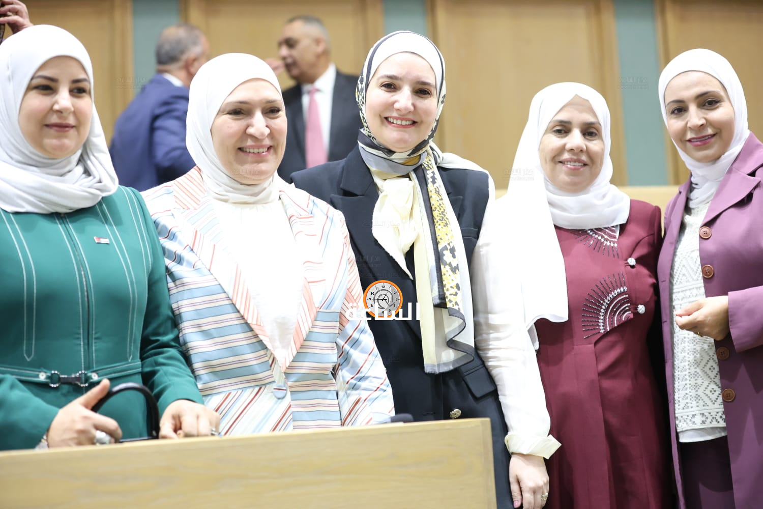 Madar Al-Saa Images 0.061443197948226946