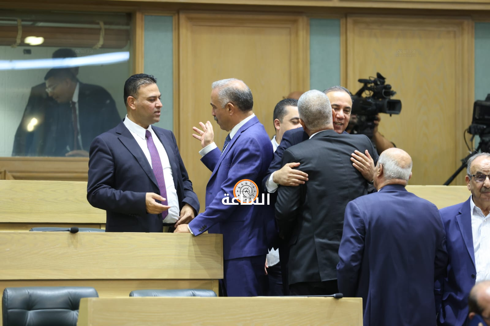 Madar Al-Saa Images 0.7058203600319175