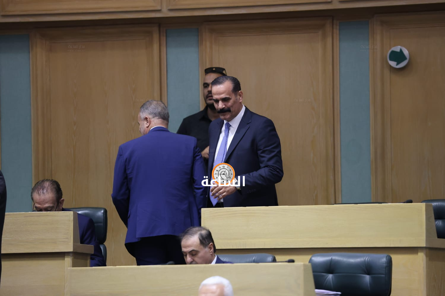 Madar Al-Saa Images 0.10781101918568192
