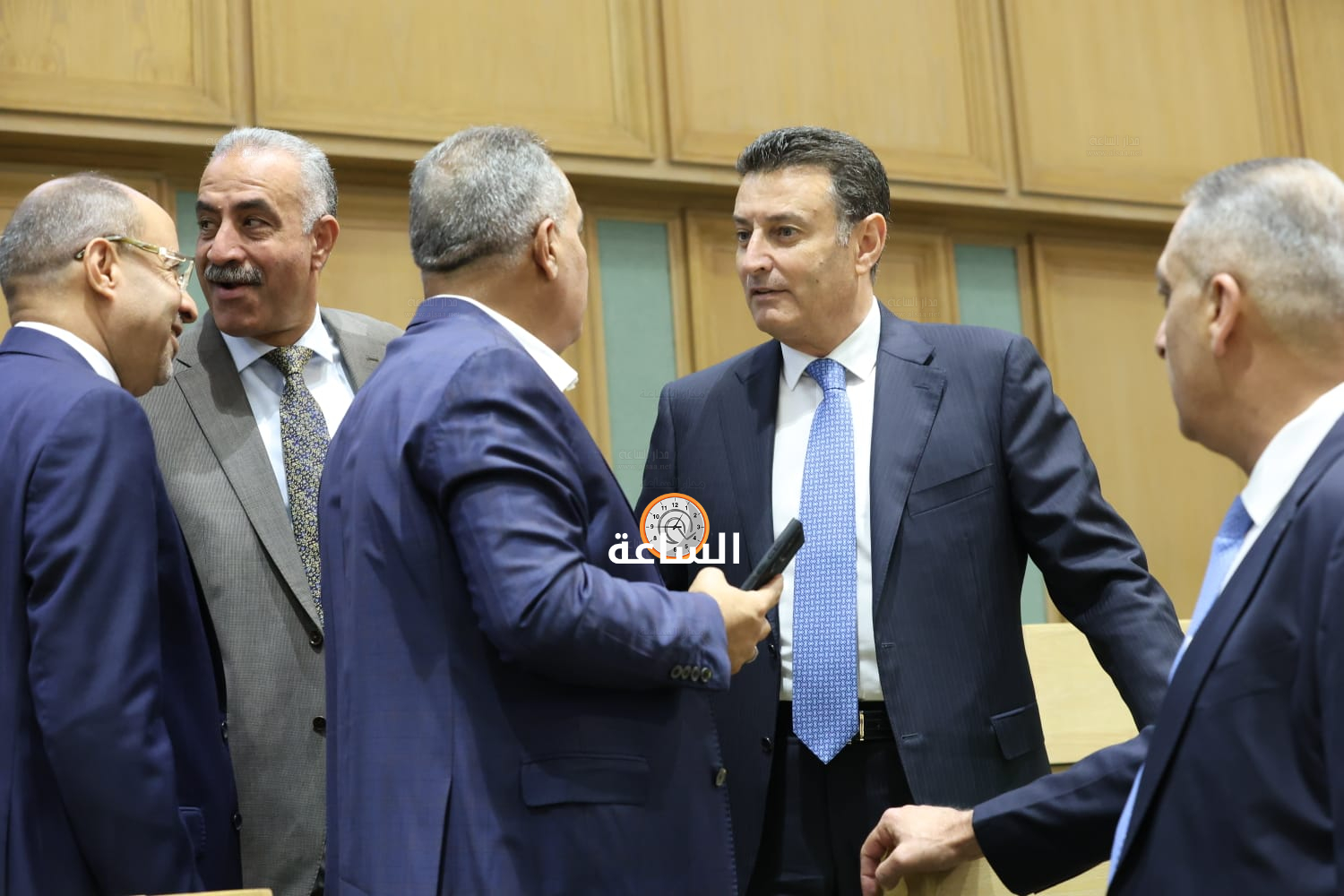 Madar Al-Saa Images 0.09697974172947843