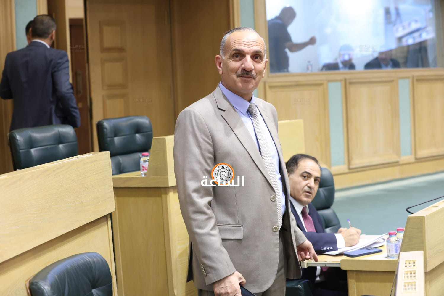 Madar Al-Saa Images 0.5674510766831378