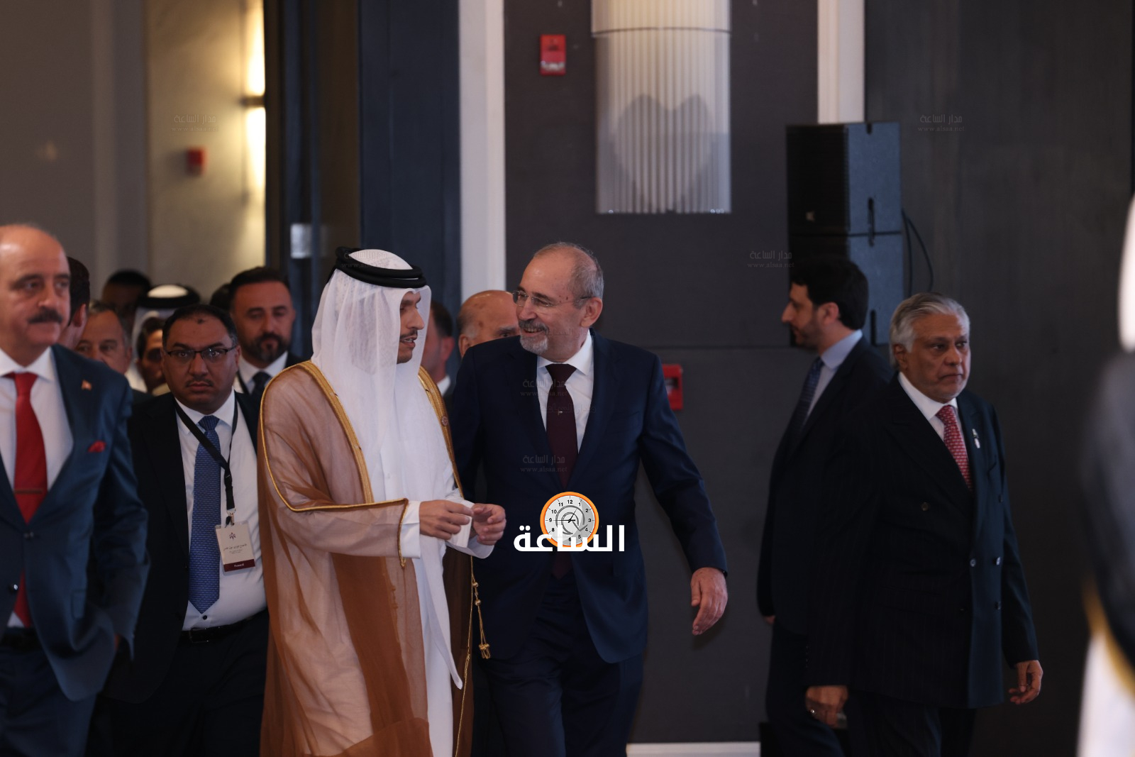 

أيمن الصفدي و&nbsp;&nbsp;الشيخ محمد بن عبدالرحمن بن جاسم&nbsp;آل ثاني

