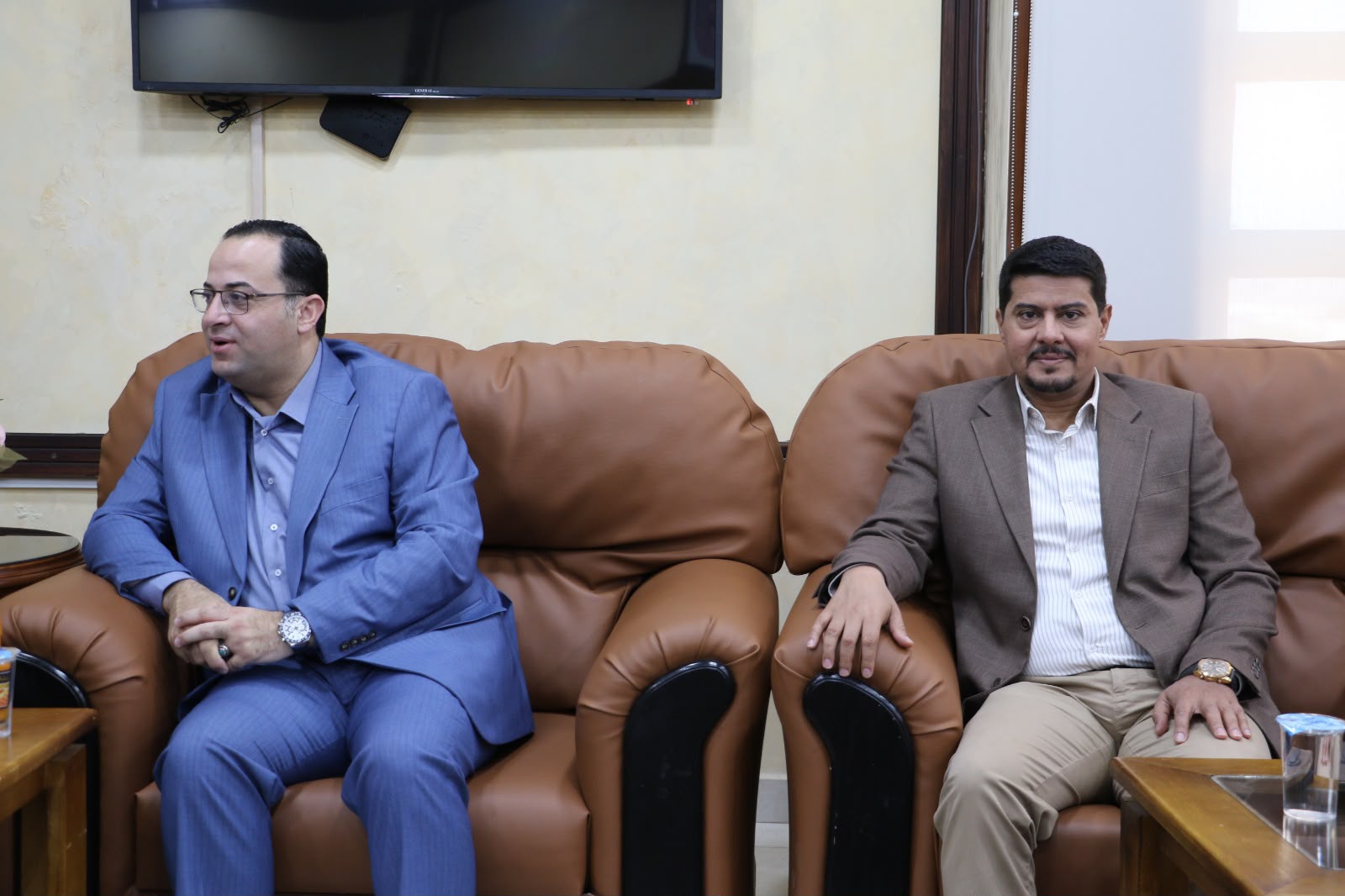 Madar Al-Saa Images 0.949541697727505