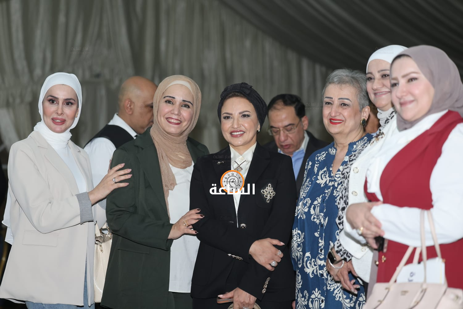Madar Al-Saa Images 0.8853845353752812