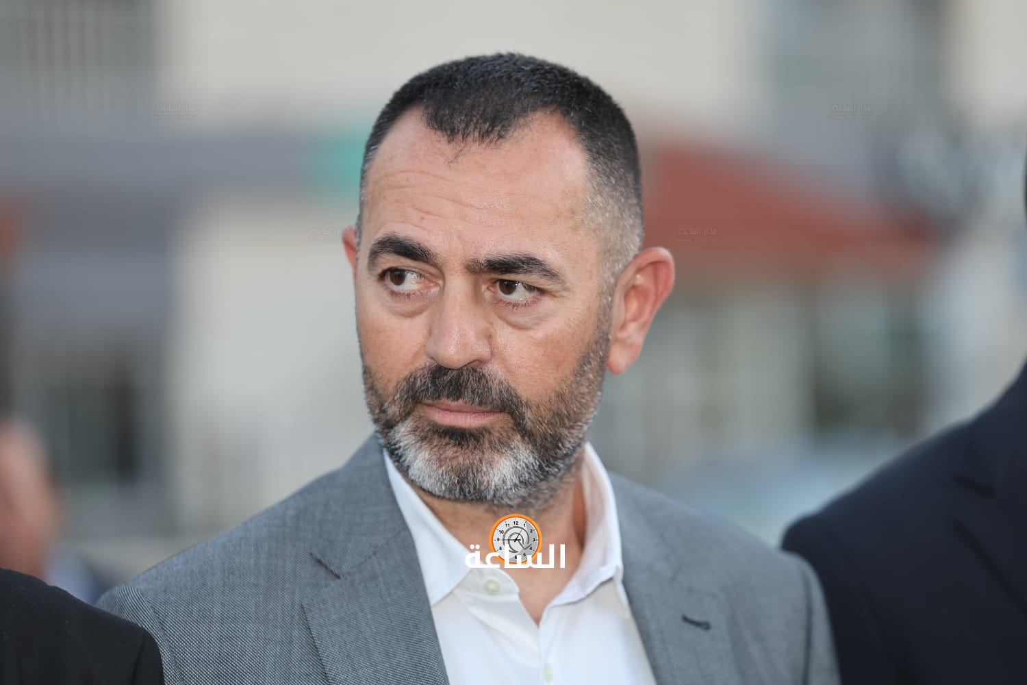 Madar Al-Saa Images 0.4856922271171593