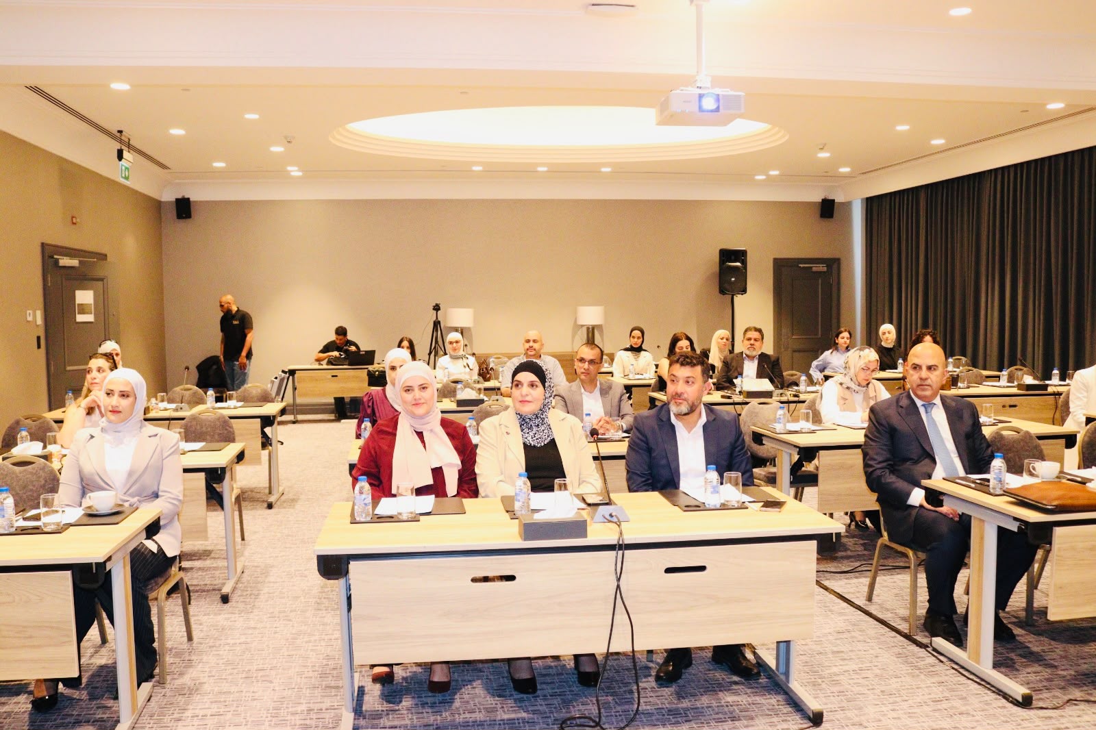 Madar Al-Saa Images 0.7791037609471168