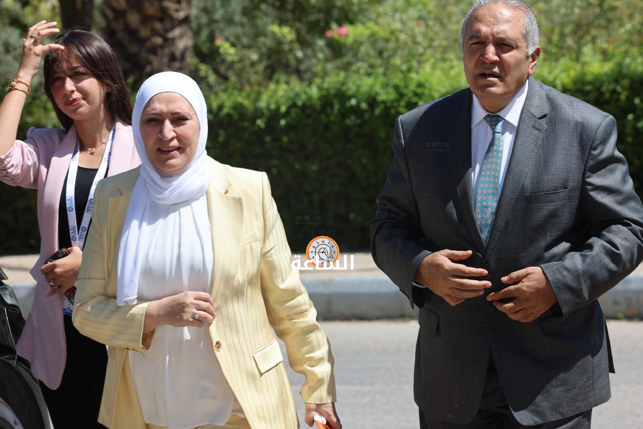 Madar Al-Saa Images 0.3339541955686973