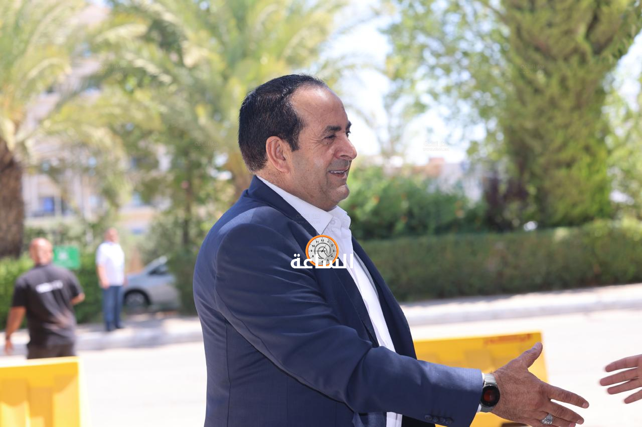 Madar Al-Saa Images 0.1647412391357822