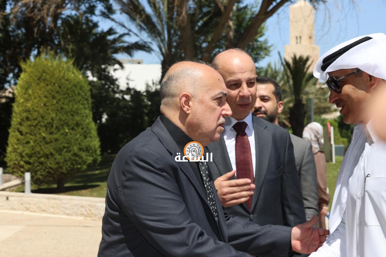 Madar Al-Saa Images 0.5778766306007265