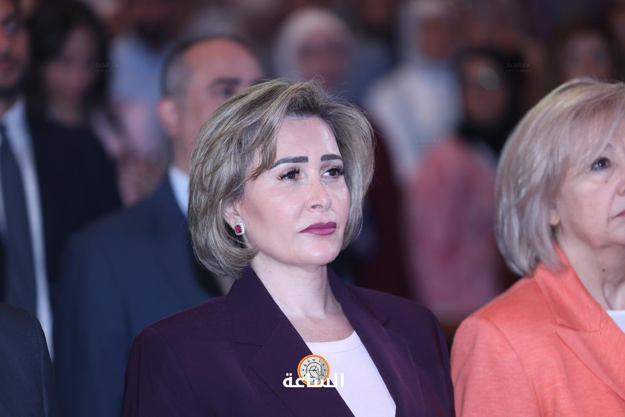 Madar Al-Saa Images 0.38364770460590203