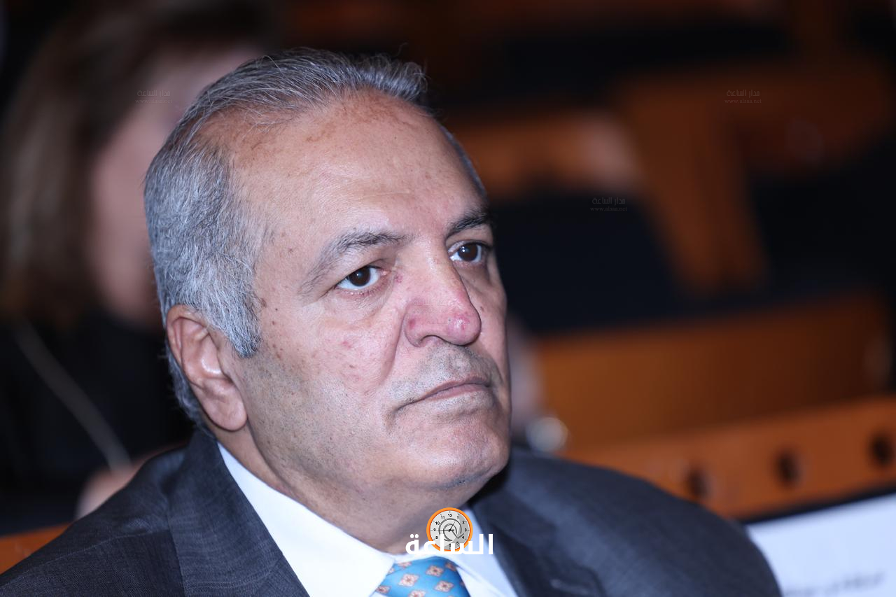Madar Al-Saa Images 0.17945129161632078