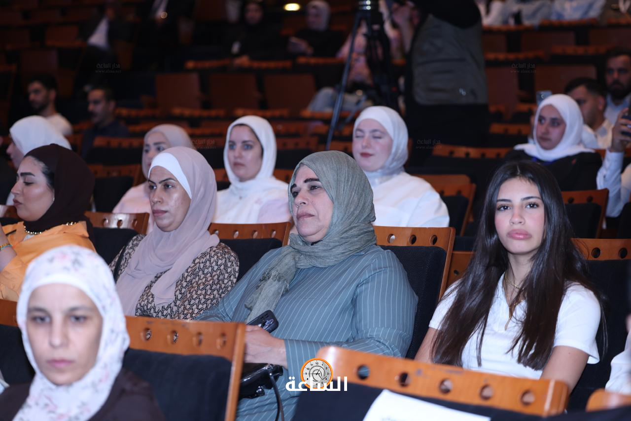 Madar Al-Saa Images 0.3566380039104733