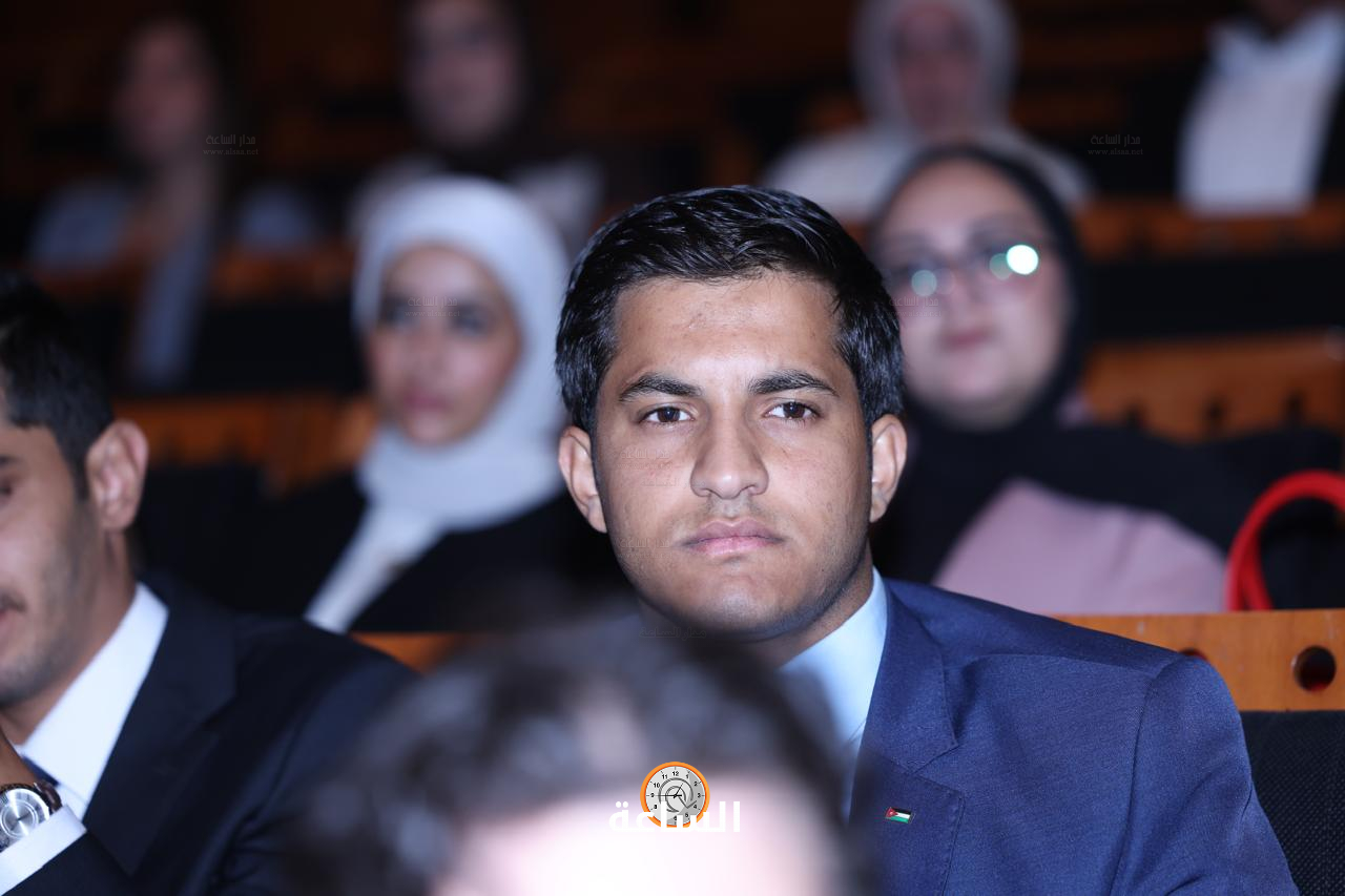 Madar Al-Saa Images 0.6896325043092766