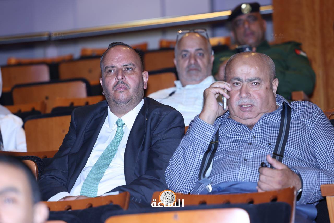 Madar Al-Saa Images 0.277643839632309