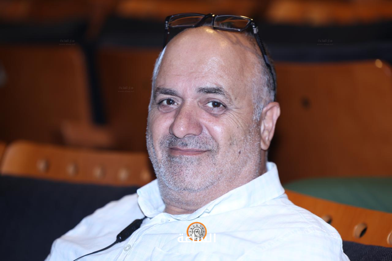 Madar Al-Saa Images 0.2231557662683885