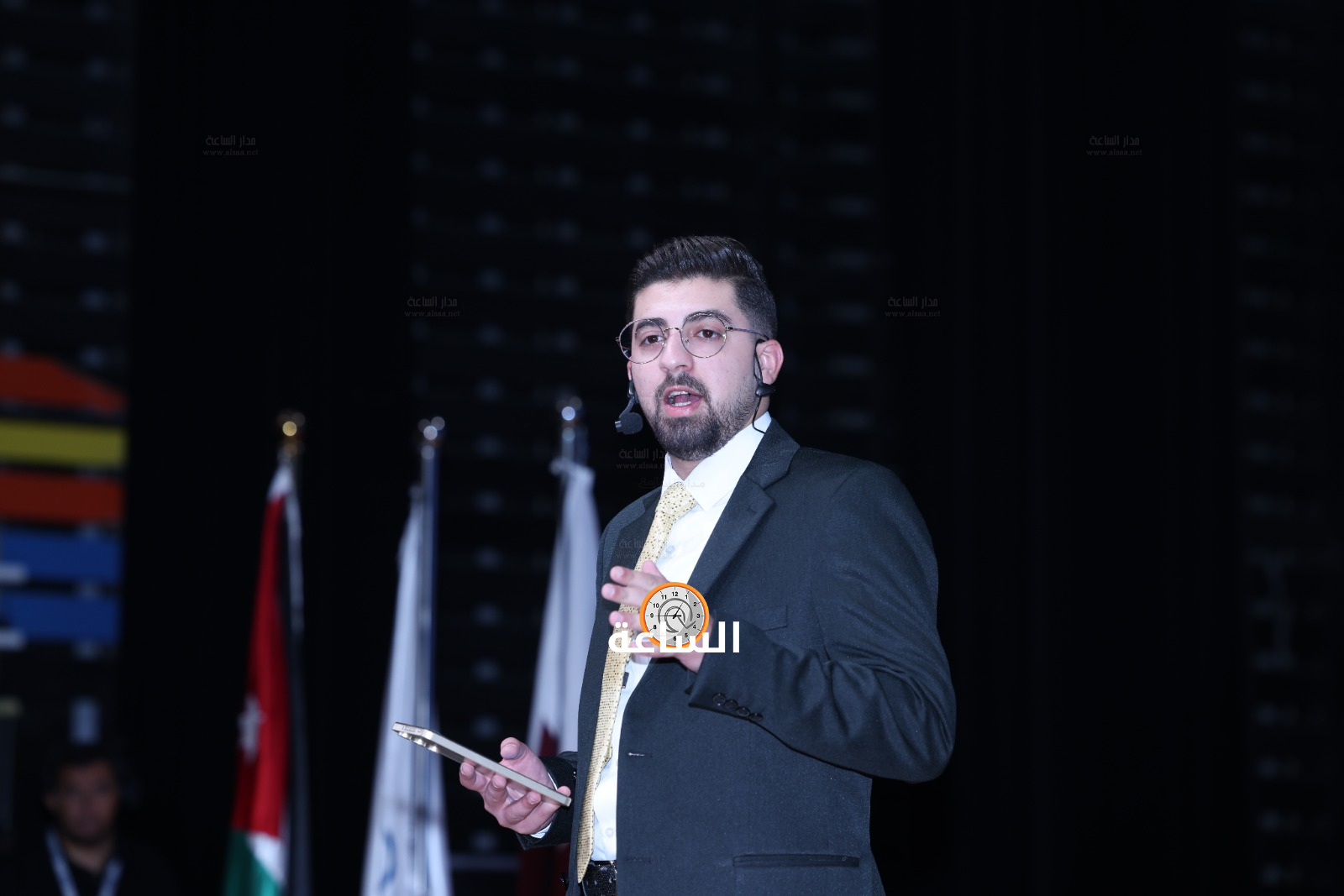 Madar Al-Saa Images 0.42655348203823784