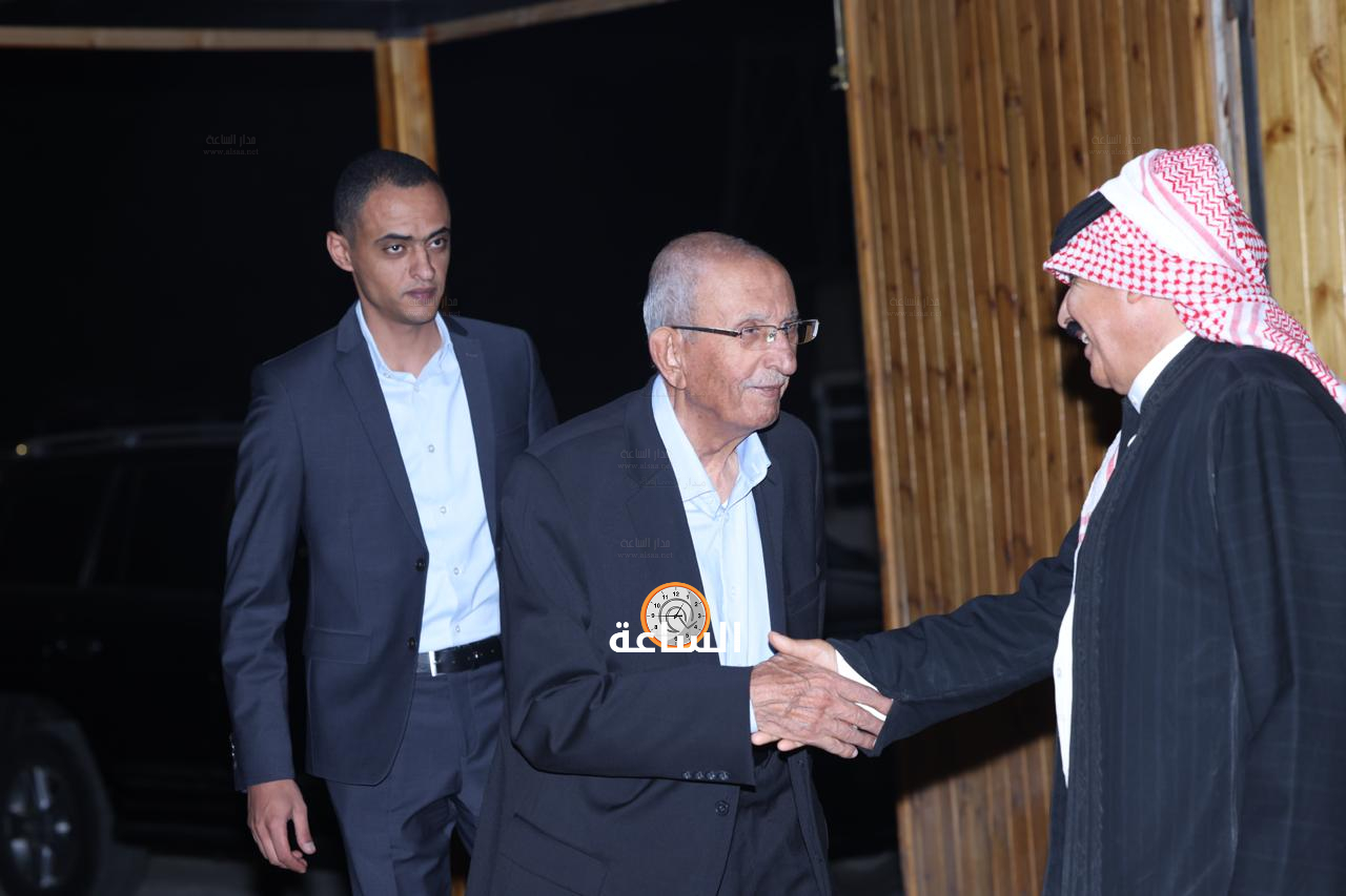 Madar Al-Saa Images 0.756141521493115